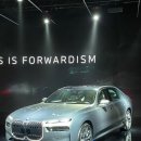 신형 벤츠S클래스와 신형 BMW 7비교 by 김대균토익킹 그래마킹 이미지