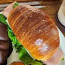 율하로3L | 김해 율하 소금빵 맛집 🥐 “솔 프랑 베이커리”에서 '잠봉뵈르'와 '초코 소금빵'까지!