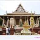 92-2019-4-6-(토)-22일차-프놈펜 1일차(4)- 오토바이 시티투어(2)- 왓 프놈 [Wat Phnom] 이미지