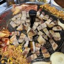 옛날왕솥뚜껑생삽겹살