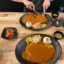 새절역4번출구 뒤 이미지