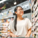 요리하는 남성을 위한 건강한 한끼 이미지