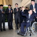'尹 임명' 유철환 권익위원장 중도 사퇴, "떠날 때는 말 없이" 이미지