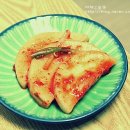 게으른 반달 이미지