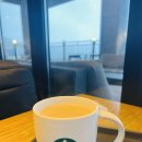 스타벅스 동부산DT | 스타벅스 동부산DT점 방문 후기: 주차 편한 기장 카페에서 즐기는 클래식 밀크 티 &amp; 딸기 아사이...