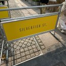 성안나성당 앞 인도 | 2025.11/칭다오 여행/2일차/이징후이, 성미카엘성당, 맥주박물관, 루위