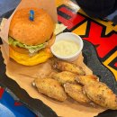 프랭크버거평택용죽점 | 평택 수제버거 맛집 미국 느낌 그대로 느낄수있는 크레이지윙스버거 주차