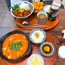 덮밥장사장안양점 | 안양일번가 맛집 간단한 한끼 '덮밥장사장' 안양역 혼밥추천 / 매콤 야끼도리동 얼큰 부타 나베정식 후기