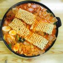 솥뚜껑의정부부대찌게 이미지