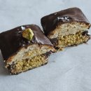 오목로3길 | 귀하게 자란 나는 두바이 쫀득쿠키만 먹어야 해 🧆