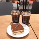 투썸플레이스 임학점 이미지