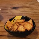 홍대 맛집, 분위기 좋고 장미주가 유명한 요리주점 예쁜술집 예술