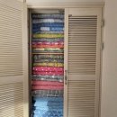 숲속의 하얀집 이미지