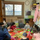숲놀이(11월/4주 ; 김장,박스놀이,솔방울 밥상,칡넝쿨운전놀이,실내놀이,낙엽날리기,미끄럼나라,달팽이접기,흙물감추상그림,미끄럼확장…) 이미지