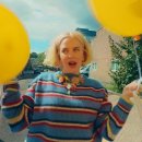 Anne-Marie(앤 마리) - DEPRESSED (Official Video) 이미지