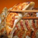 도깨비마을 동상 앞 이미지