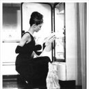 벌거벗은 고양이 이미지