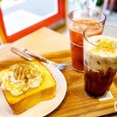 군자역(능동 맛의거리) (옥외3) | 군자 카페 군자역 저가 커피 바나프레소 군자능동점 두바이 생딸기주스 후기