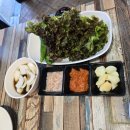 열하루족발 | 십분열 보쌈족발 청구1차 이전 오픈 방문 후기｜국내산 생족발과 푸짐한 김치의 조합
