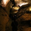 케이브(CAVE) 이미지