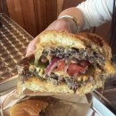 강릉중앙시장 맛집 ‘대디스버거’ 솔직 후기 🍔 (과카몰레버거 + 시그니처 대디스버거)