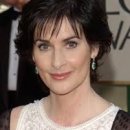 Enya - So I Could Find My Way(그래서 난 내 길을 찾을 수 있었어) 이미지