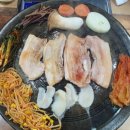 토요애솥뚜껑삼겹살 이미지