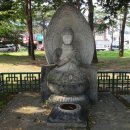 안성공원석불좌상 이미지