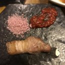 돈뭉치숯불갈비 | 수요미식회 삼겹살 맛집, 서울 명동 흑돼지 오겹살이 맛있는 육통령 명동본점