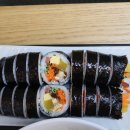 얌샘김밥회기역점