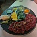 육회의전당 | 수영 육회 맛집 육회의 전당 신선한 육회와 연어 후기