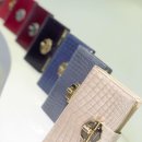 루이슬롯 PC | 바바로사 레아 악어지갑 _재벌집 막내아들 김정난지갑