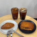 [청주] 성안길 대형카페 더어반 자세한 후기 (청주시내 디저트맛집/청주대형카페 추천)
