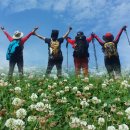 운산 아래 구름 이미지