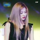 슬기 2018 KBS 가요대축제에서.GIF [데이터주의] 이미지