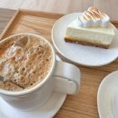 수원시립아이파크미술관 | ☕️🥤 수원행궁동카페추천 ㅣ분위기 좋은 우드톤 감성카페ㅣ본지르르 vonzrr