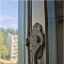 옥포덕산5차 아파트 앞 | 거제샷시전문 비버창호가 깔끔하고 꼼꼼하게 작업합니다