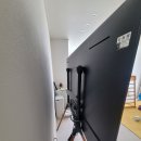 부산광역시 수영구 좌수영로 176   (망미동, 센텀수영강변1차e-편한세상) 103동 앞 | 망미동 센텀수영강변이편한세상 깔끔한 거실 인테리어, 벽걸이tv 시공