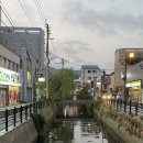 세븐일레븐 부산피프광장점 | 차 :: 토노사키언덕 • 야키니쿠 연구소와 • 생활광장 • 츠타야호텔 • 마츠모토키요시 • 하치만구신사