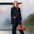 시얼샤 로넌 Louis Vuitton SS25 campaign - January 2025 이미지