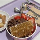 퍼플 | 강남 요거트아이스크림 요거트퍼플 후기 : 벌집꿀 딸기 콘푸로스트, 토핑추가