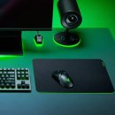 블랙홀 게임장 | 데스크 위의 부드러운 승리, 레이저 기간투스 V2로 완성하는 나만의 감성 게이밍 존