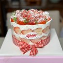 탑 클라우드(수원점) | 수원딸기케이크맛집 수원레터링케이크 제이델링 수원장안점 찐추천 후기