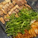 영등포구청역 삼겹살 김치까지 완벽! 고기까지 구워주는 경아식당