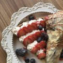 딸기애견 | 솔직후기 천안 신부동 크레페 맛집 타마르 애견동반 딸기크레페 후기