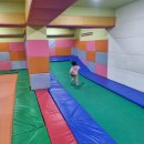 트램펄린 카페 방방 이미지