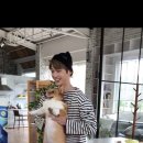Who’s cuter? 이미지