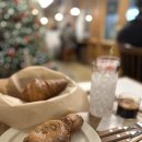 오송마을2안길 | 사당 크루아상 맛집 쎄봉 크루아상 크로플마을ㅣ파리감성 카페 솔직후기