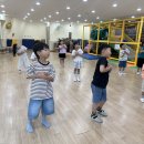 6월-댄스＜최예나_캐치캐치＞ 이미지