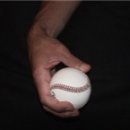 야구에서 가장 오래된 변화구 ‘커브’의 매력.gif 이미지